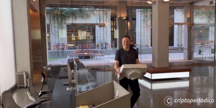 Elon Musk visitó Twitter antes de completar su adquisición el próximo viernes
