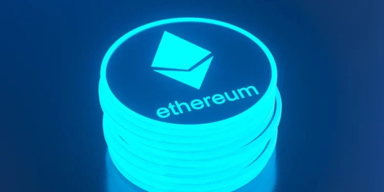 Las wallets de ballenas y tiburones de Ethereum disminuyen mientras el precio de ETH lucha 1 Las wallets de ballenas y tiburones de Ethereum disminuyen mientras el precio de ETH lucha