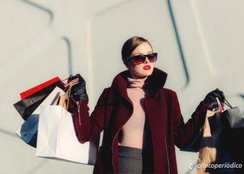Las marcas de lujo podrían perder el mercado juvenil sin criptomonedas