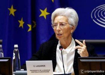 Lagarde presiona por una mayor regulación de las criptomonedas luego del colapso de FTX