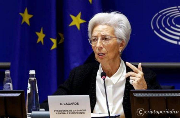 Lagarde presiona por una mayor regulación de las criptomonedas luego del colapso de FTX