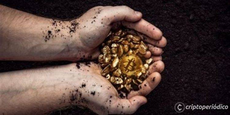 Mineros de Bitcoin venden el 135% de monedas emitidas, ¿capitulación?