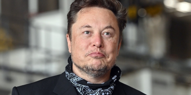 Elon Musk predice que los robots superarán en número a los humanos para 2040 1 Elon Musk predice que los robots superarán en número a los humanos para 2040
