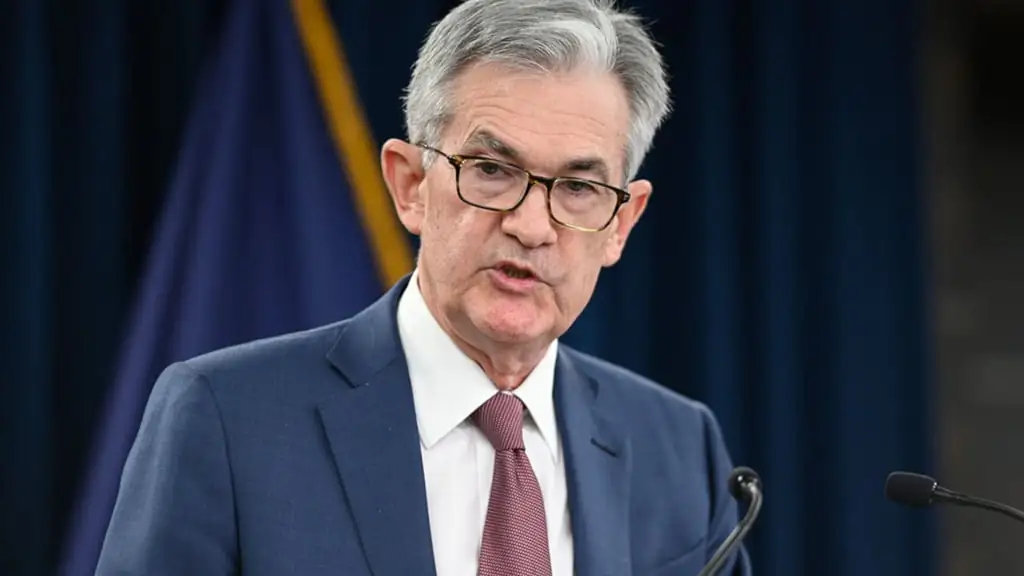 La Fed Recorta las Tasas de Interés Mientras Bitcoin Continúa Subiendo