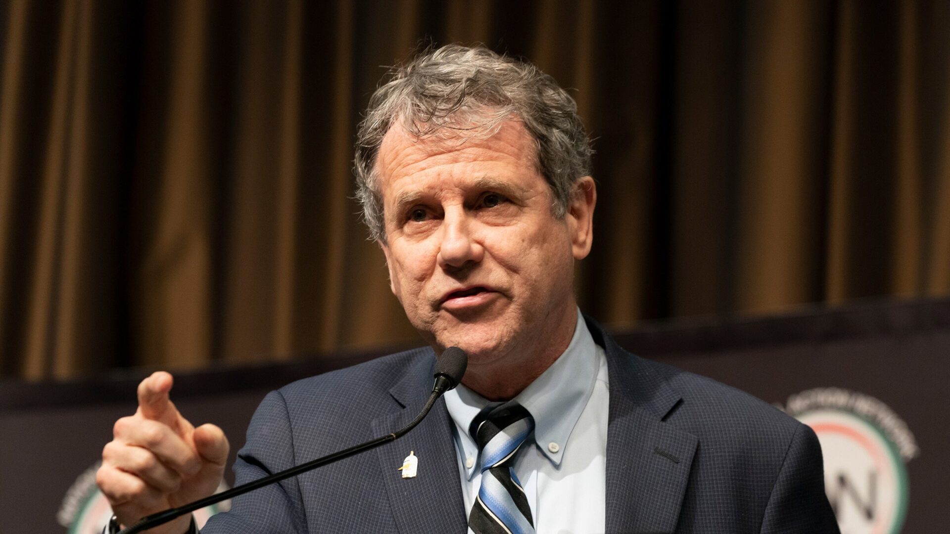 Industria Cripto Logra una Gran Victoria: Sherrod Brown Pierde su Asiento en el Senado de Ohio