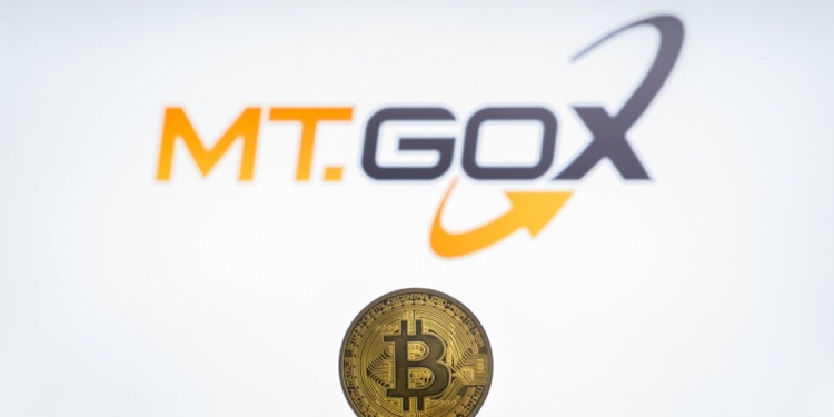 Mt. Gox transfiere 35 millones en Bitcoin a almacenamiento en frío después de posponer reembolsos. 1 Mt. Gox transfiere 35 millones en Bitcoin a almacenamiento en frío después de posponer reembolsos.