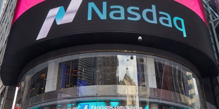 Coincheck se convierte en el primer exchange de criptomonedas japonés en debutar en Wall Street[3][4][5].
