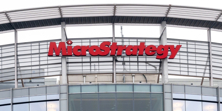 MicroStrategy Sigue su Racha Semanal de Compras de Bitcoin con Otra Inversión de 101 Millones de Dólares