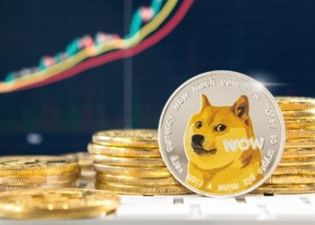 Dogecoin Aumenta 11% Mientras Bitcoin y XRP se Recuperan de la Caída