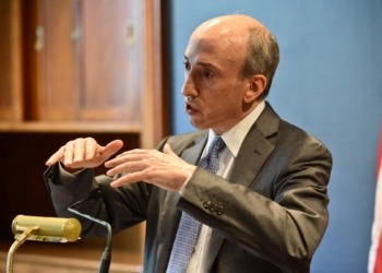 Presidente de la SEC Gary Gensler, Ataca Nuevamente a la Industria Cripto, Pero Defiende a Bitcoin