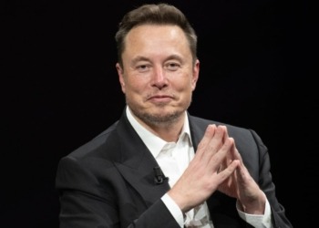 El DOGE de Elon Musk Explora la Blockchain Para la Eficiencia Gubernamental: Bloomberg