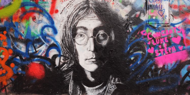 Los Beatles ganan un Grammy por una canción inédita creada con la ayuda de IA