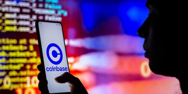 Coinbase busca regresar a India, pendiente de aprobación regulatoria
