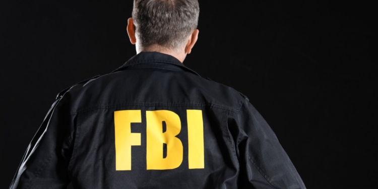 FBI: Operación Level Up evita pérdidas de 285 millones de dólares entre víctimas de fraude de criptomonedas