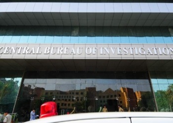 Autoridades Indias Realizan Redadas Masivas por Estafa GainBitcoin de $800 Millones