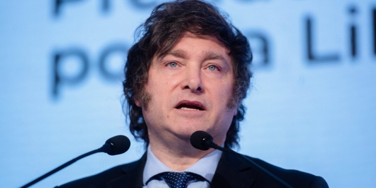 Presidente argentino Javier Milei acusado de fraude por promocionar la criptomoneda Libra 1 Presidente argentino Javier Milei acusado de fraude por promocionar la criptomoneda Libra