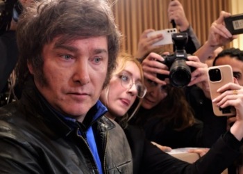 Mercado de Valores de Argentina se Desploma Tras Escándalo en Torno a Milei y la Memecoin LIBRA