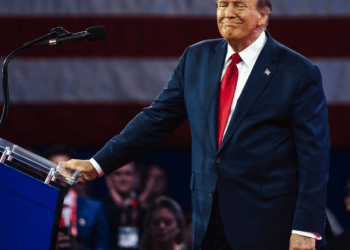 "Trump confirma que en la reserva de Criptomonedas no faltarán XRP, Solana, Cardano, ¡y es obvio que también Bitcoin y Ethereum!"