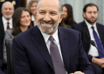 "¿Será este viernes el día clave para Bitcoin? El Secretario de Comercio anticipa grandes noticias"