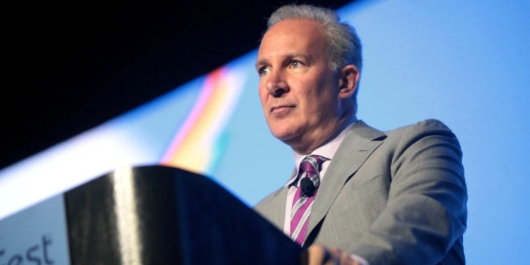 Peter Schiff sorprende a todos al pedir Bitcoin como regalo de cumpleaños