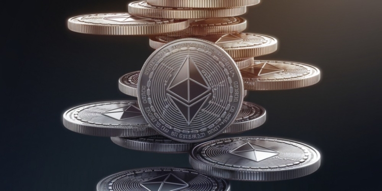Coinbase tomó la delantera y liquidó $37 millones en Ethereum durante el último trimestre, revela Standard Chartered.