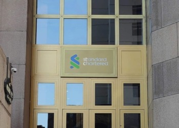 Standard Chartered reduce su pronóstico para ETH, ¿qué significa esto para el futuro de la criptomoneda?