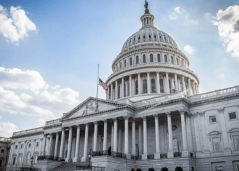 Lanzamiento de Cámara Cripto Bipartidista entre Legisladores tras Apoyo de Trump a Bitcoin: ¿Un nuevo horizonte para las criptomonedas?