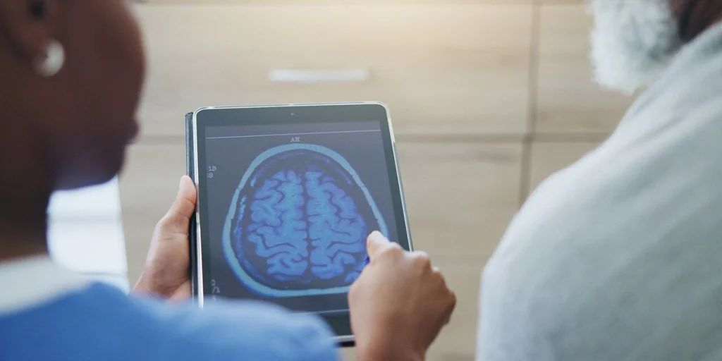 Un Milagro de la Tecnología: Mujer Recupera la Voz Después de 18 Años de Silencio por un Derrame Cerebral