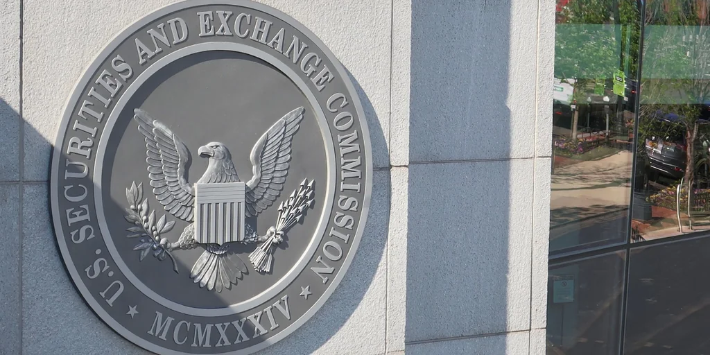 Cofundador de Unicoin se defiende de las acusaciones de la SEC y exige un trato similar al de Coinbase y Binance.