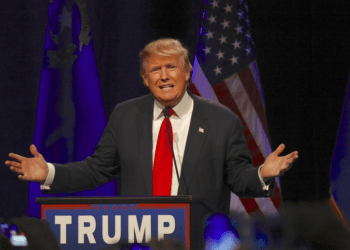 El sorprendente colapso de la Memecoin de Trump tras su inesperado auge por una cena privada.