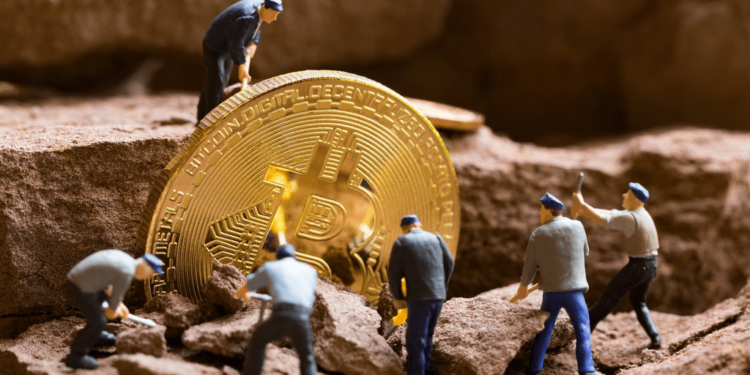 Los Mineros de Bitcoin Independientes Retan a Gigantes de la Minería Industrial: Un Análisis Revelador 1 Los Mineros de Bitcoin Independientes Retan a Gigantes de la Minería Industrial: Un Análisis Revelador