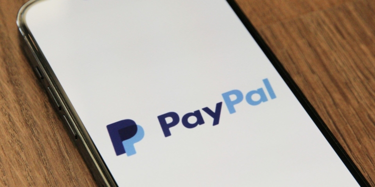 PayPal sorprende al incluir Chainlink y Solana en su cartera de criptomonedas