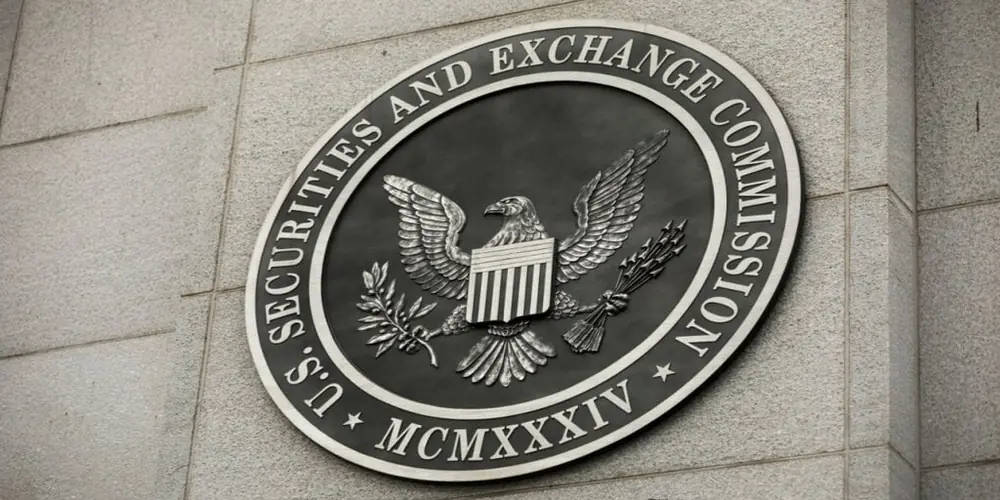 La SEC Retrasa su Veredicto sobre el Staking en los ETF de Ethereum de Grayscale, ¿Qué Significa Esto?