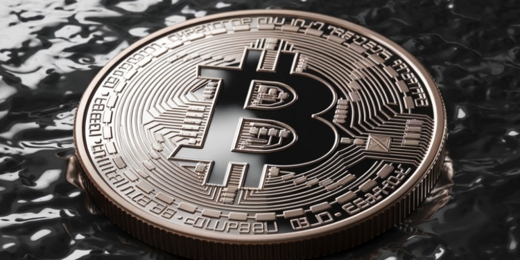 Inversores Desatan un Tsunami de $2.700 Millones en Bitcoin: Récord Semanal en 2025