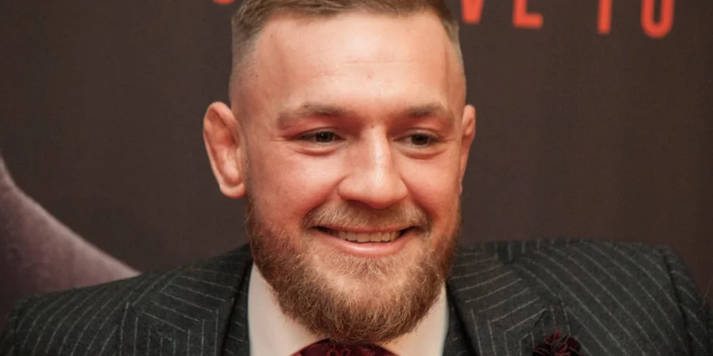 La Memecoin de Conor McGregor se desploma en preventa: apenas alcanza el 39% de su meta mínima.