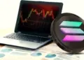 El intrigante patrón en el precio de Solana sugiere un brillante repunte de 4.500 dólares.