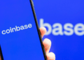 Coinbase decepciona con sus ingresos del primer trimestre tras la drástica caída en el volumen de operaciones.