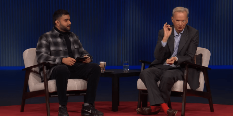 El Alerta del Ex CEO de Google: ¿Qué Amenaza Oculta Representa la IA para la Humanidad?