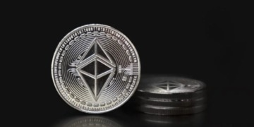 Ethereum se dispara un 32 % en una semana: descubre las razones detrás de este sorprendente ascenso.