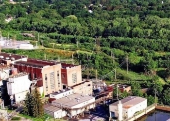 Mineros de Bitcoin en Nueva York adquieren centrales eléctricas antiguas, descontento entre los residentes.