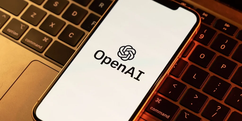 OpenAI Levanta Barreras para Inversores, pero Microsoft No Está de Acuerdo con el Cambio de Enfoque Sin Fines de Lucro