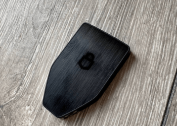 Trezor Safe 5: La Revolucionaria Billetera de Criptomonedas que Combina Tecnología Táctil y Seguridad Emblemática