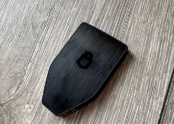 Trezor Safe 5: La Revolucionaria Billetera de Criptomonedas que Combina Tecnología Táctil y Seguridad Emblemática
