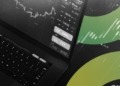 La apuesta de Trump en Bitcoin hace despegar BTC y ETH mientras Wall Street entra en pánico