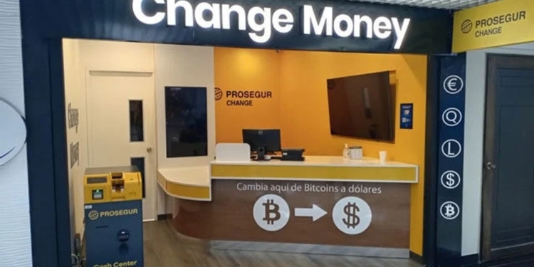 Prosegur Cash revoluciona El Salvador con un innovador servicio de cambio de divisas utilizando Bitcoin