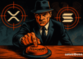 La SEC sorprende al suspender el controvertido ETF de Grayscale que incluye Solana y XRP