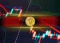 Bitcoin frena su ascenso hacia los $120K, mientras BNB y ETH alcanzan cimas históricas