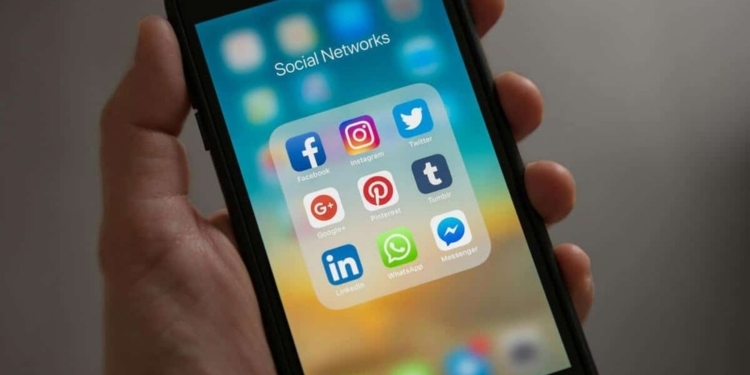 El auge de Bitcoin, Ethereum y XRP en redes sociales: La fascinante perspectiva de los expertos