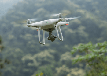 Drones de Rescate en Acción: La Innovadora Respuesta de las Autoridades ante las Inundaciones en Texas y Carolina del Norte