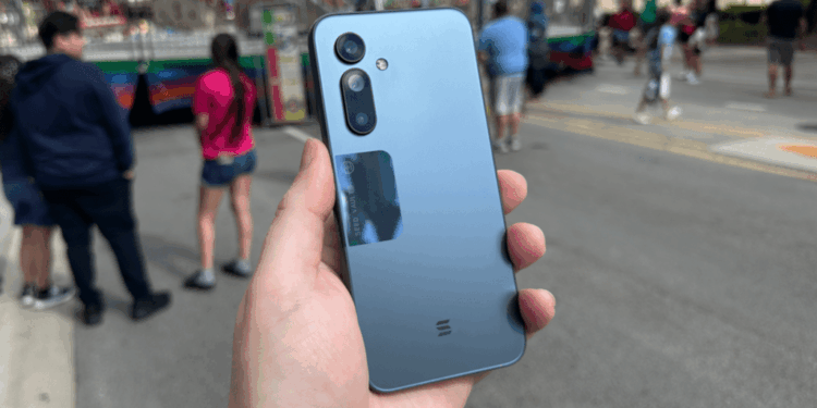 Descubre por qué 150.000 usuarios ya han adquirido el revolucionario smartphone Seeker de Solana